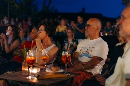 XOD-PRESS-Eva Boto – OBARVAJ SVET Z LJUBEZNIJO-20